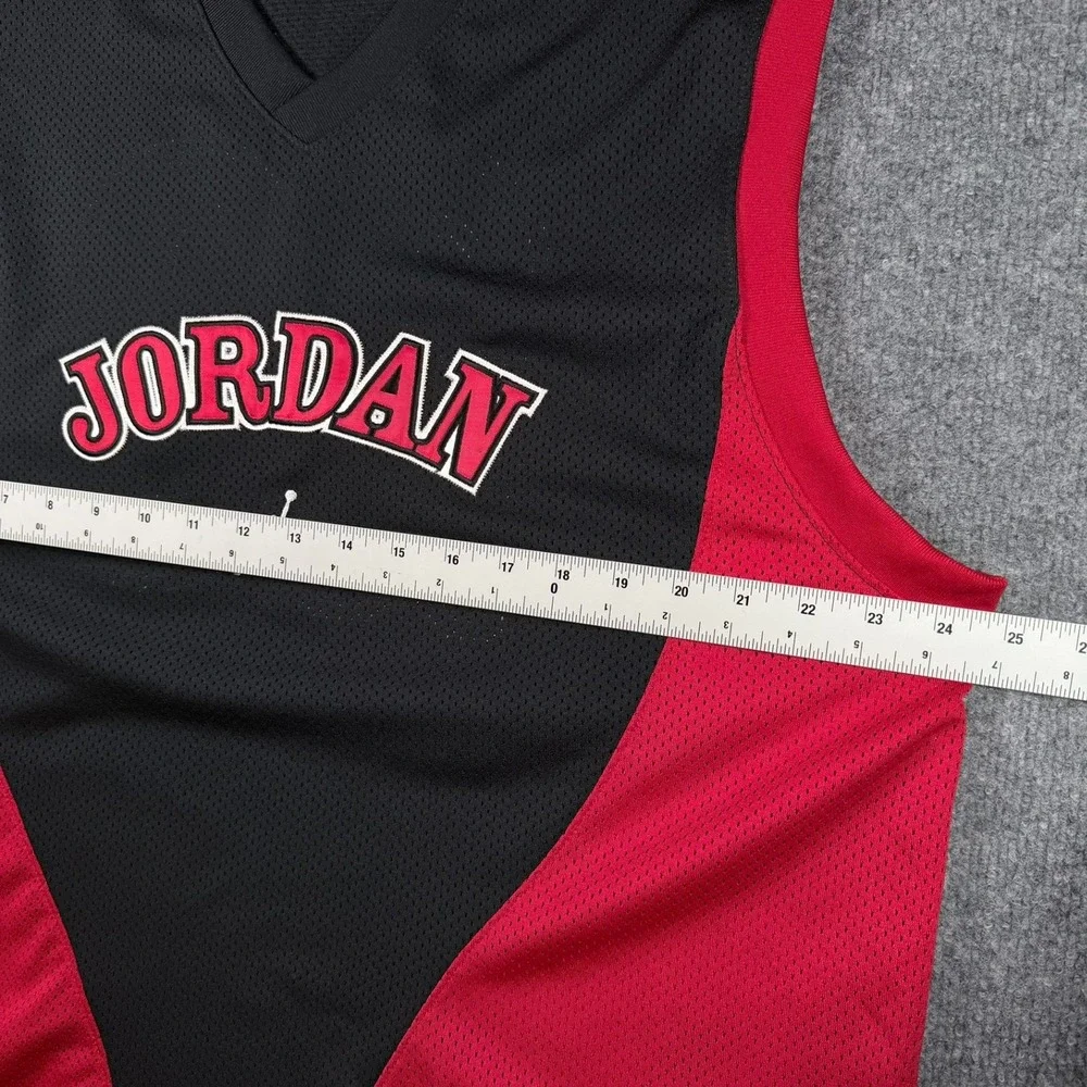 Jordan Basketball Vintage Jersey Mens XL Red Black 23 Mesh Sleeveless VNeck Tank